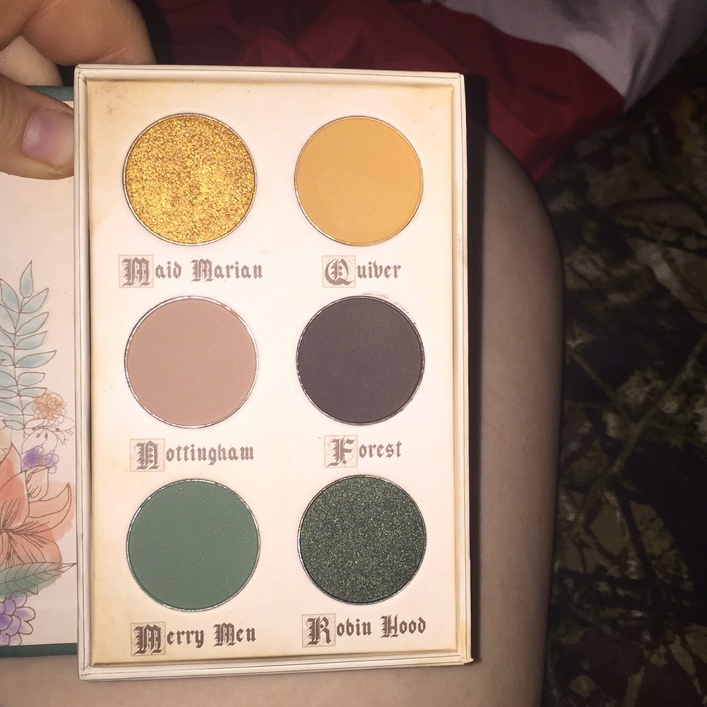 Story book cosmetics eye shadow